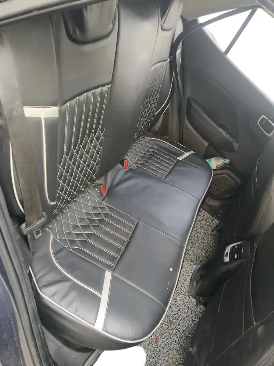 2019 Hyundai VENUE S 1.2, Petrol, Manual, 2 km, interior