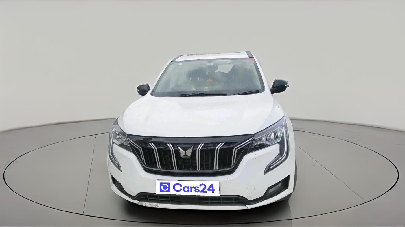 2022 Mahindra XUV700 AX 5 P MT 7 STR, Petrol, Manual, 41,747 km, exterior