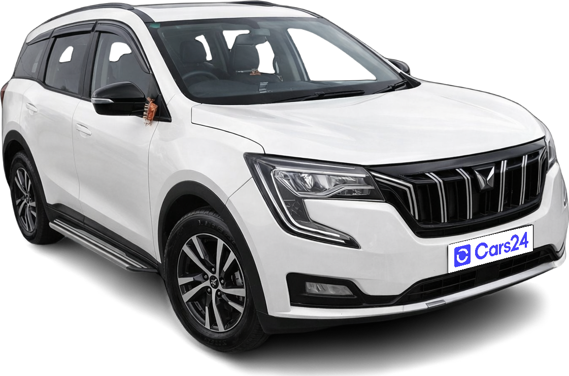2022 Mahindra XUV700 - SUV - Petrol - Manual - ₹16.20 lakh