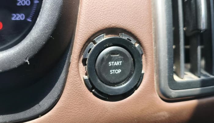 2023 Mahindra SCORPIO-N Z8 L DIESEL AT 2WD 7 STR, Diesel, Automatic, 47,010 km, interior