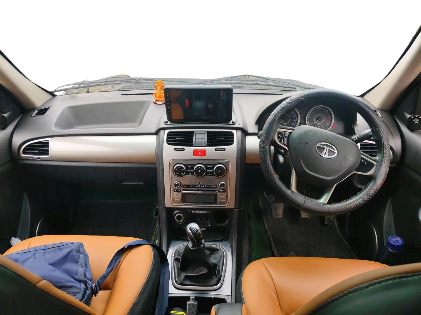 2017 Tata Safari Storme 2.2 EX 4X2, Diesel, Manual, 79,152 km, interior