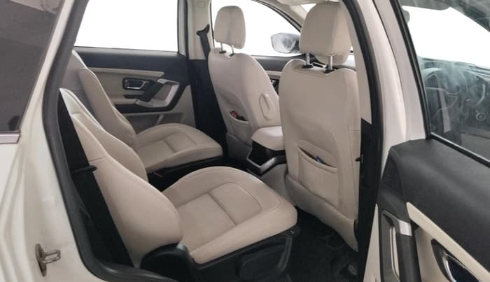 2022 Tata Safari XZ PLUS 6 S, Diesel, Manual, 82,265 km, interior