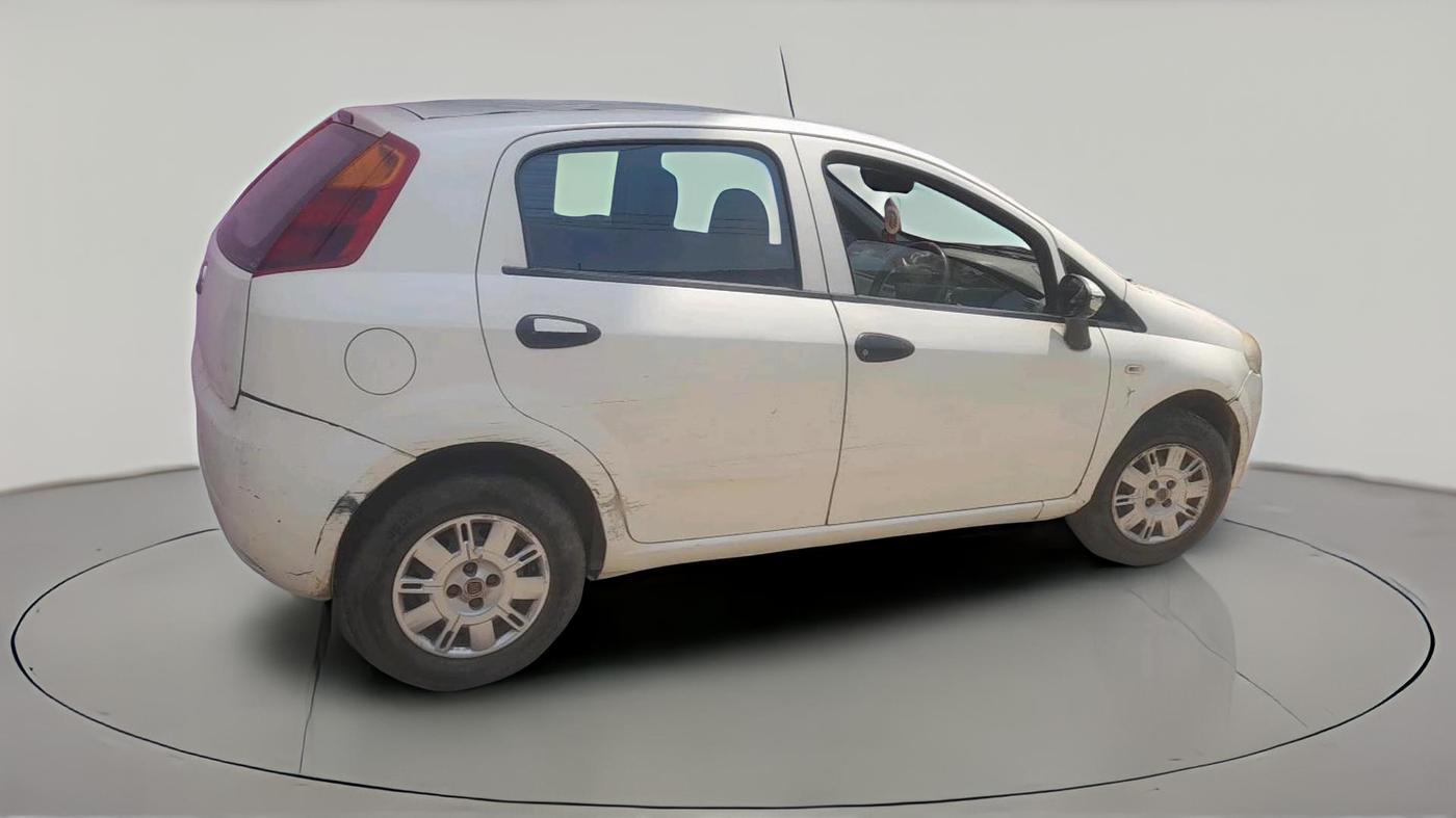 2012 Fiat Grand Punto ACTIVE 1.3, Diesel, Manual, 1,29,803 km, exterior