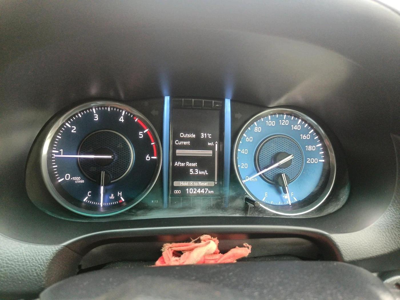 2021 Toyota Fortuner 4X4 MT 2.8 DIESEL, Diesel, Manual, 1,02,447 km, interior