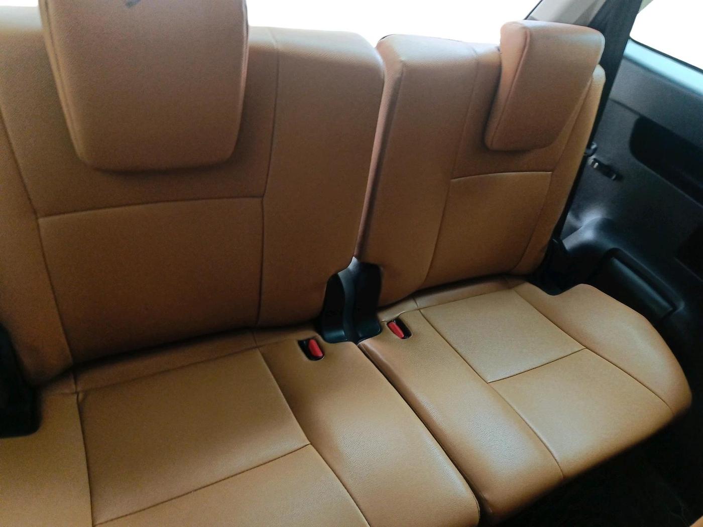 2021 Toyota Fortuner 4X4 MT 2.8 DIESEL, Diesel, Manual, 1,02,447 km, interior