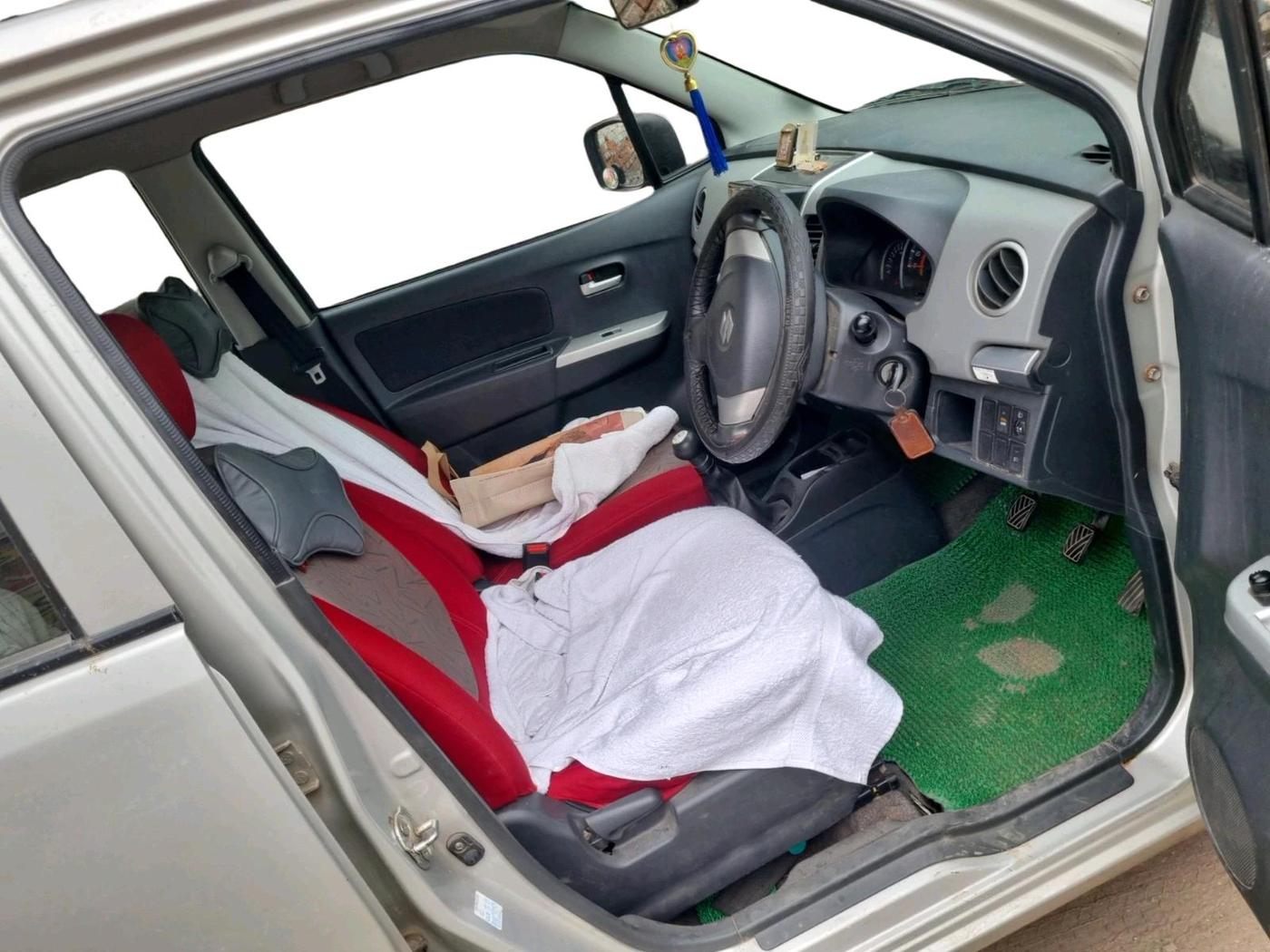 2012 Maruti Wagon R 1.0 VXI, Petrol, Manual, 43,001 km, interior
