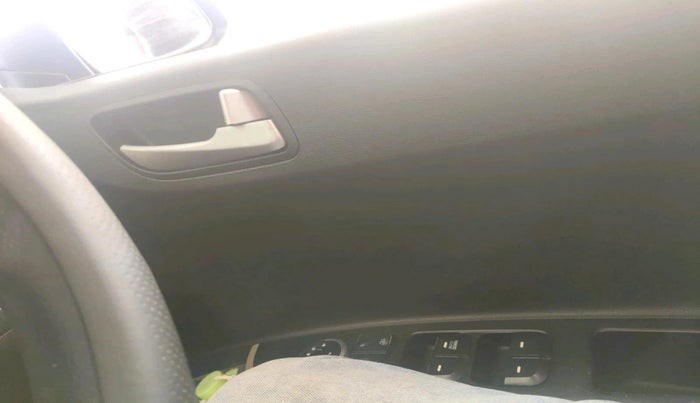 2015 Hyundai Grand i10 SPORTZ 1.2 KAPPA VTVT, Petrol, Manual, 66,609 km, interior