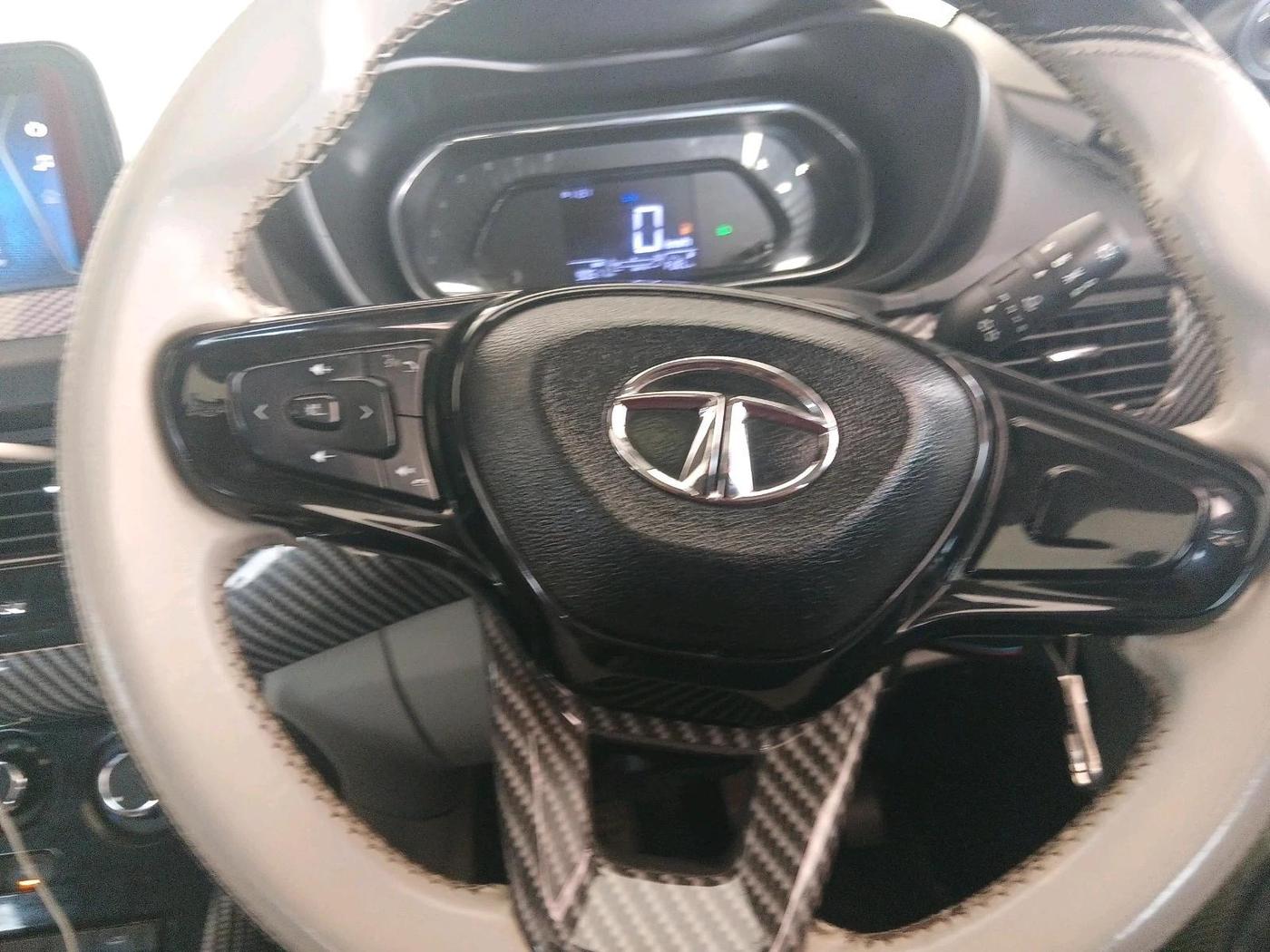 2023 Tata NEXON XM PLUS SUNROOF PETROL, Petrol, Manual, 90,511 km, interior
