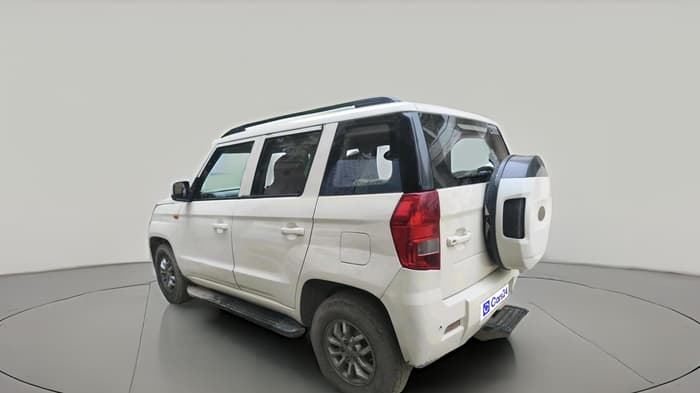 2015 Mahindra TUV300 T8, Diesel, Manual, 1,12,641 km, exterior