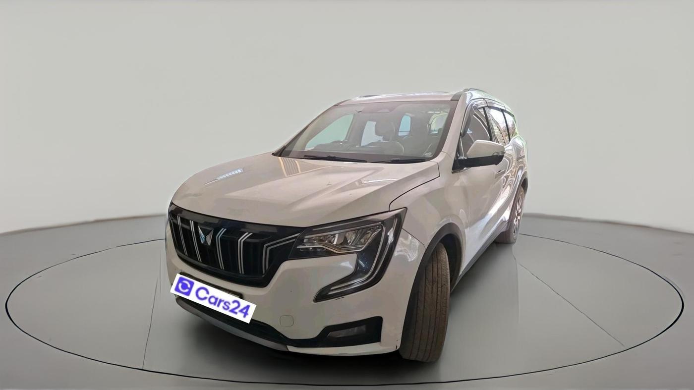 2022 Mahindra XUV700 AX 7 LUXURY P AT 7 STR, Petrol, Automatic, 59,852 km, exterior