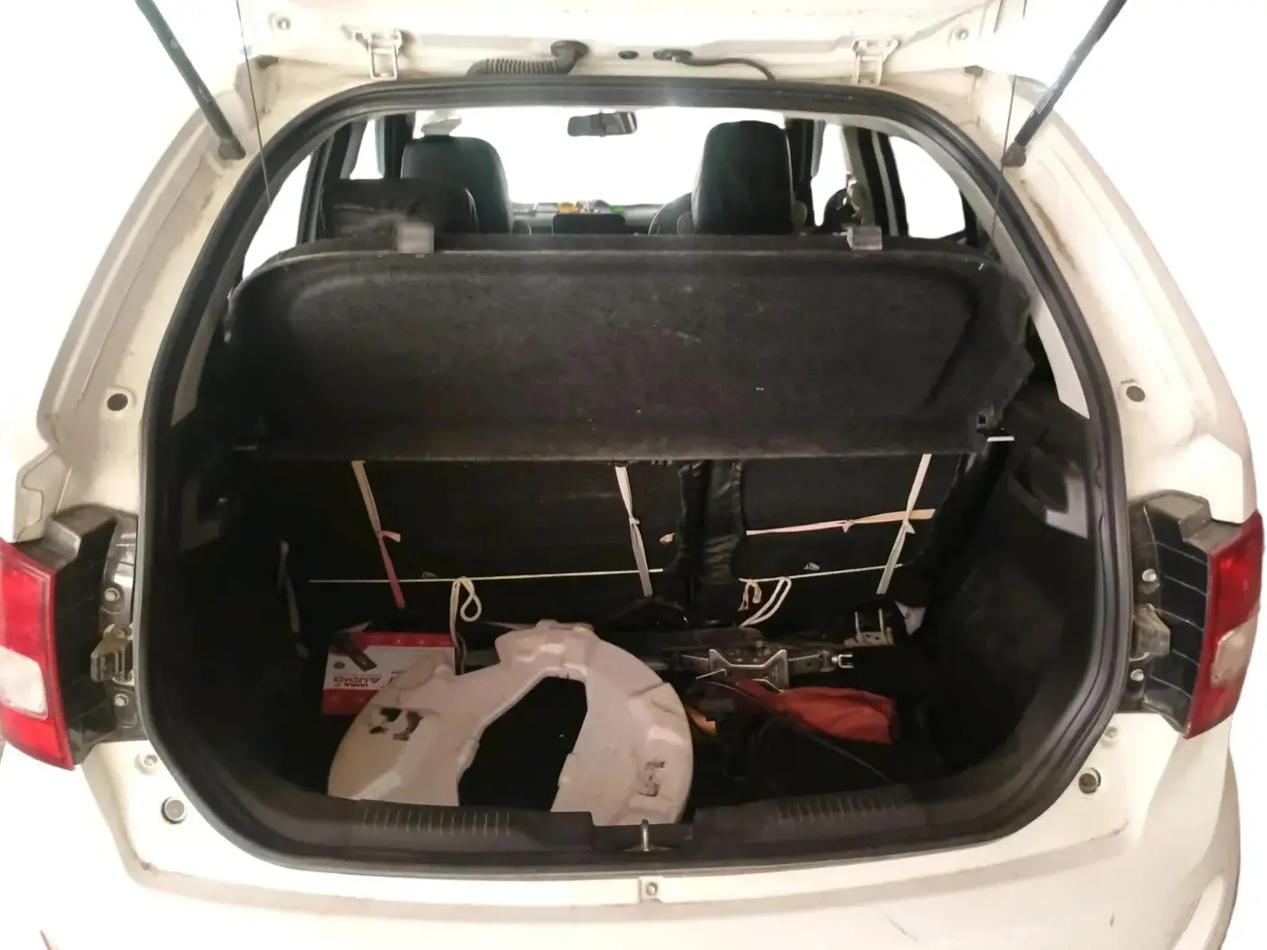 2023 Maruti IGNIS ZETA 1.2, Petrol, Manual, 69,296 km, exterior