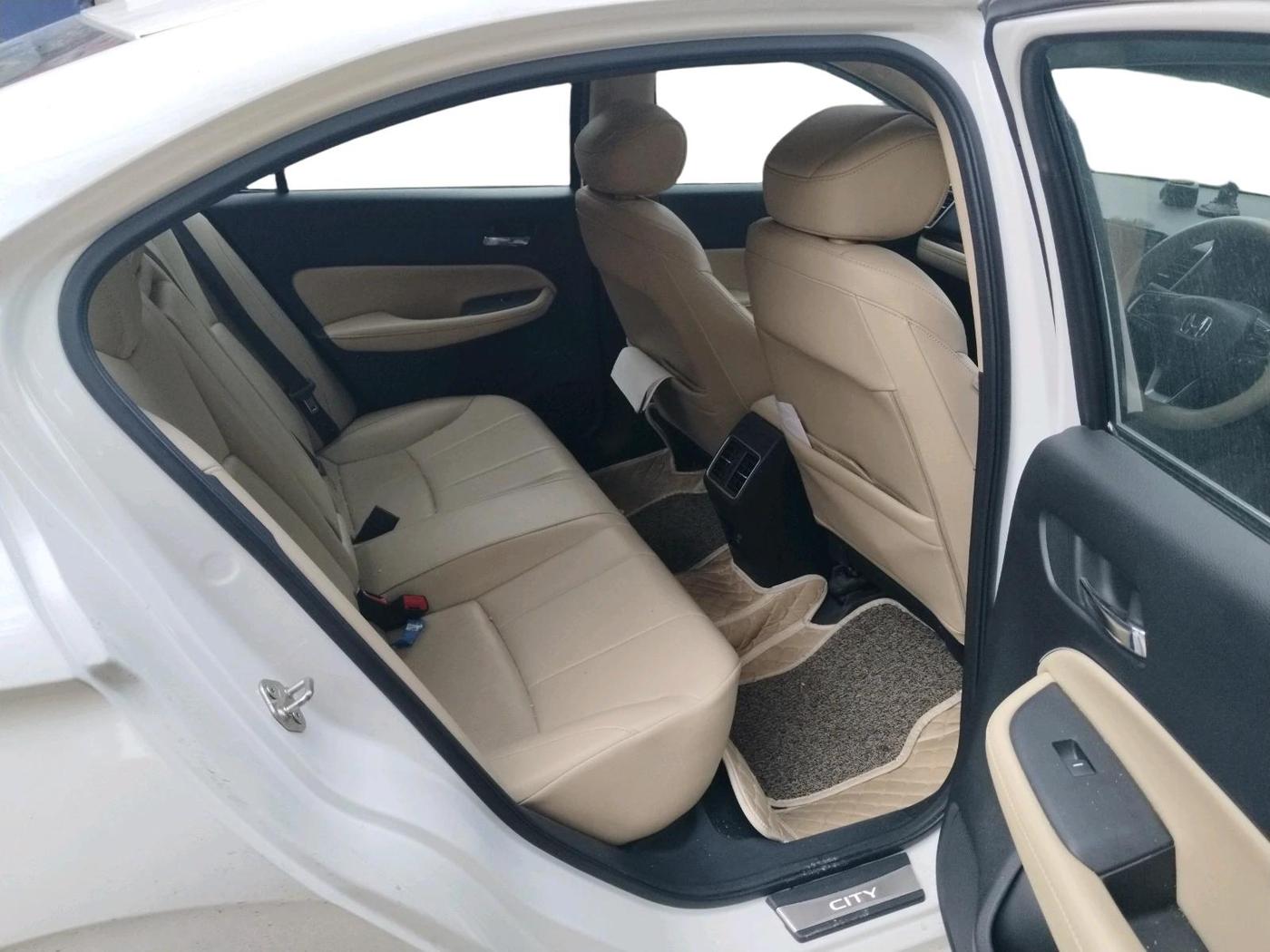 2024 Honda City 1.5L I-VTEC ZX, Petrol, Manual, 34,332 km, interior