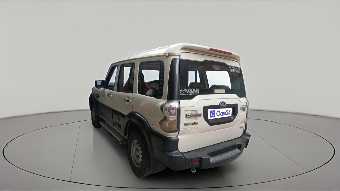 2015 Mahindra Scorpio S2, Diesel, Manual, 1,44,166 km, exterior