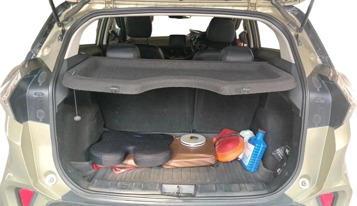 2022 Tata NEXON XZ PLUS (PREMIUM) KAZIRANGA DIESEL, Diesel, Manual, 33,474 km, exterior