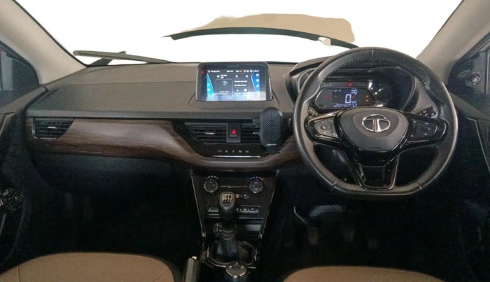 2022 Tata NEXON XZ PLUS (PREMIUM) KAZIRANGA DIESEL, Diesel, Manual, 33,474 km, interior