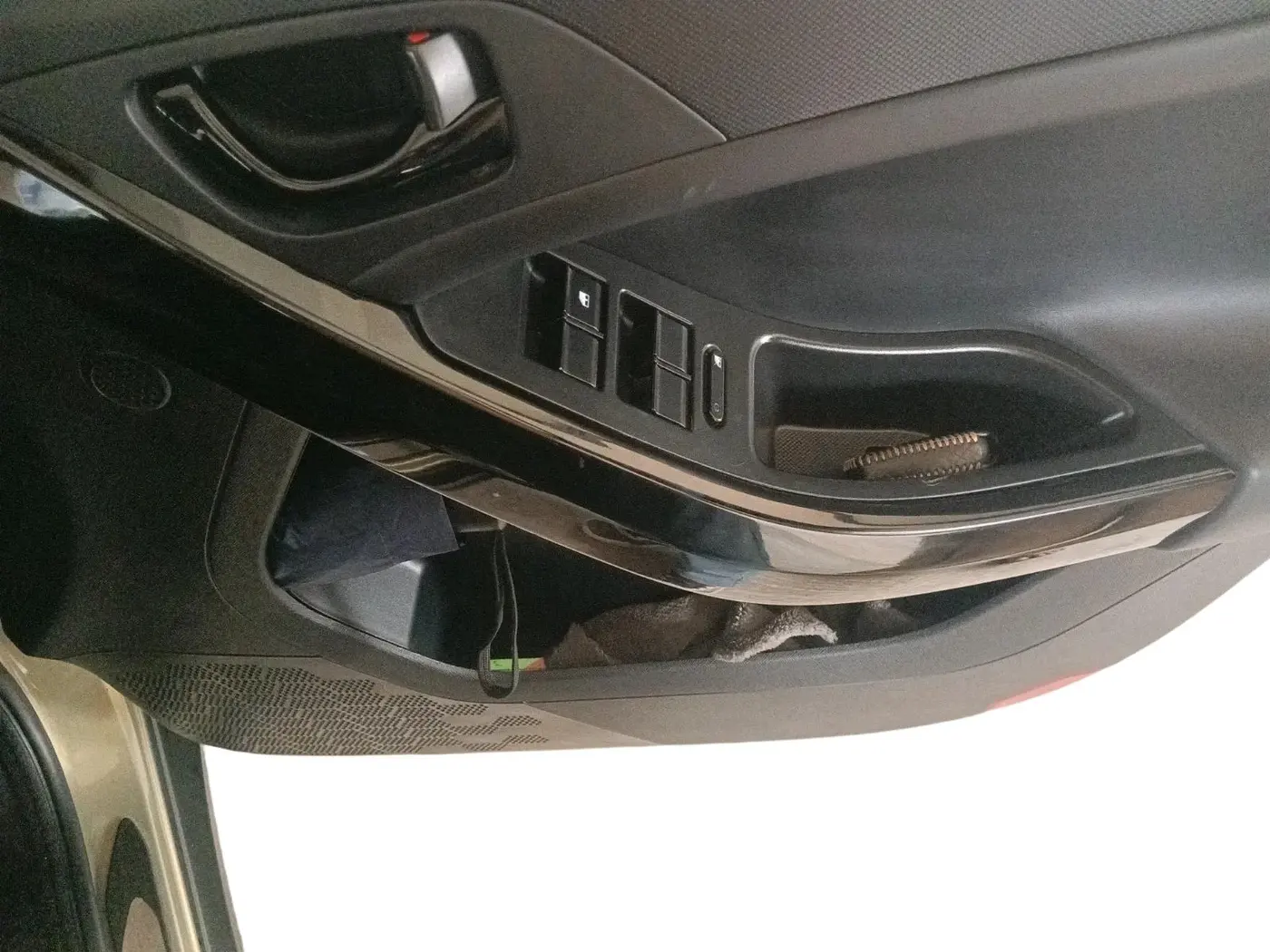 2022 Tata NEXON XZ PLUS (PREMIUM) KAZIRANGA DIESEL, Diesel, Manual, 33,474 km, interior