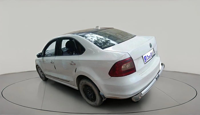 2012 Skoda Rapid AMBITION 1.6 TDI CR MT, Diesel, Manual, 67,421 km, exterior