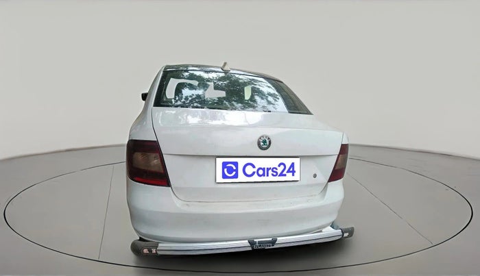 2012 Skoda Rapid AMBITION 1.6 TDI CR MT, Diesel, Manual, 67,421 km, exterior