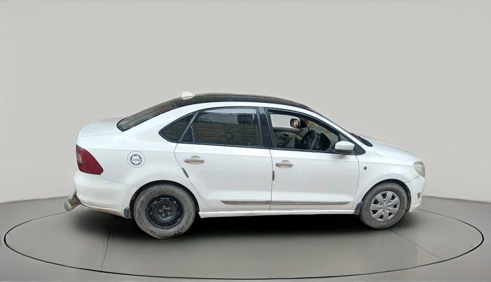 2012 Skoda Rapid AMBITION 1.6 TDI CR MT, Diesel, Manual, 67,421 km, exterior