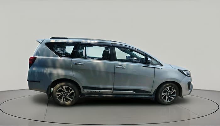 2022 Toyota Innova Crysta 2.7 VX 7 STR, Petrol, Manual, 1,17,000 km, exterior