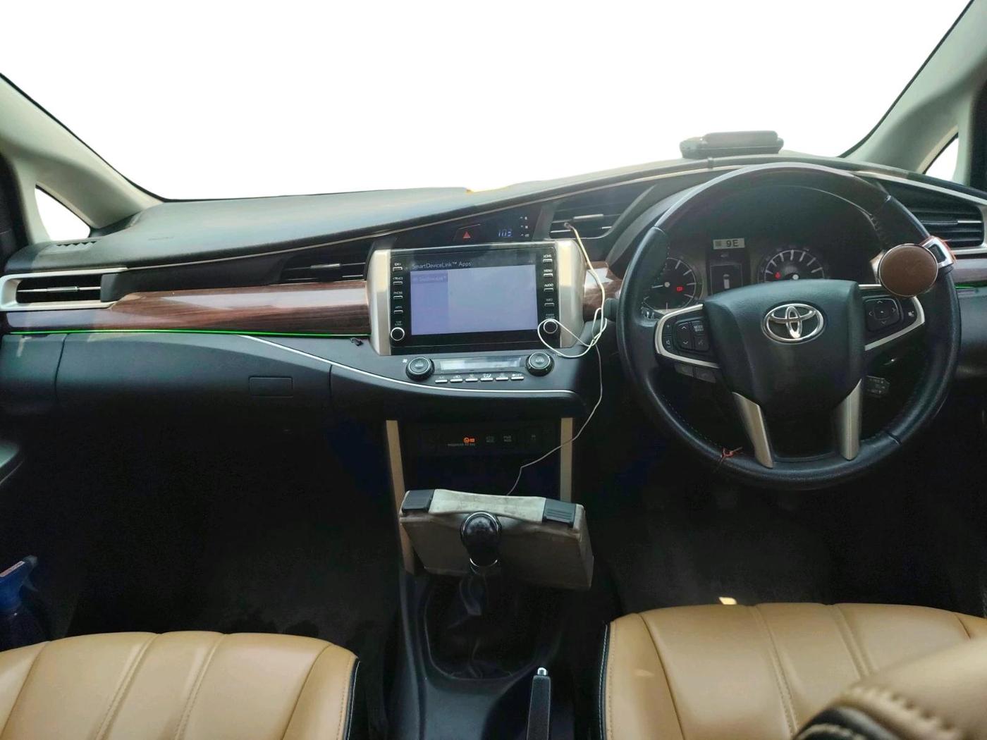 2022 Toyota Innova Crysta 2.7 VX 7 STR, Petrol, Manual, 1,17,000 km, interior