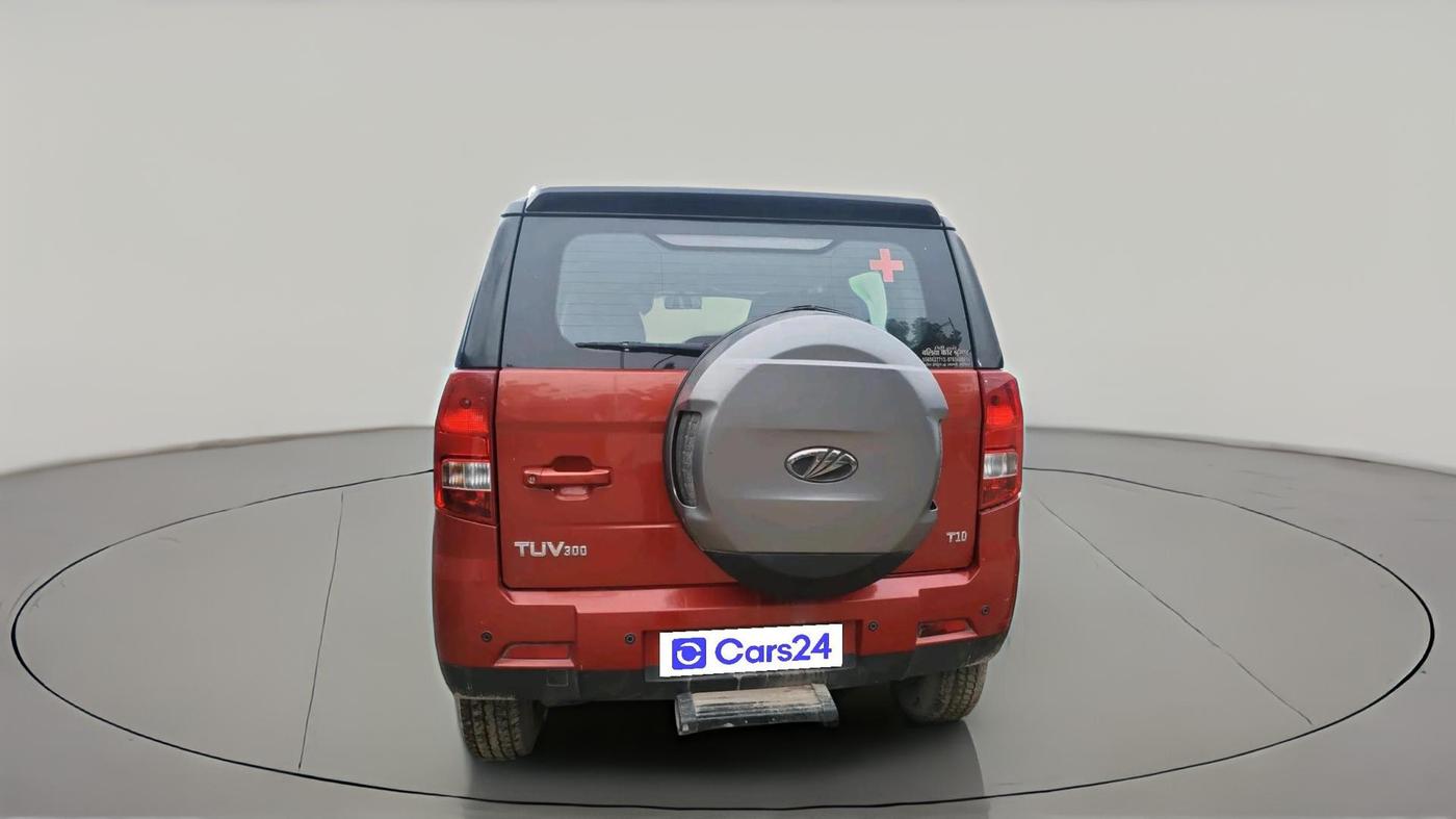 2018 Mahindra TUV300 T10 DUAL TONE, Diesel, Manual, 68,224 km, exterior