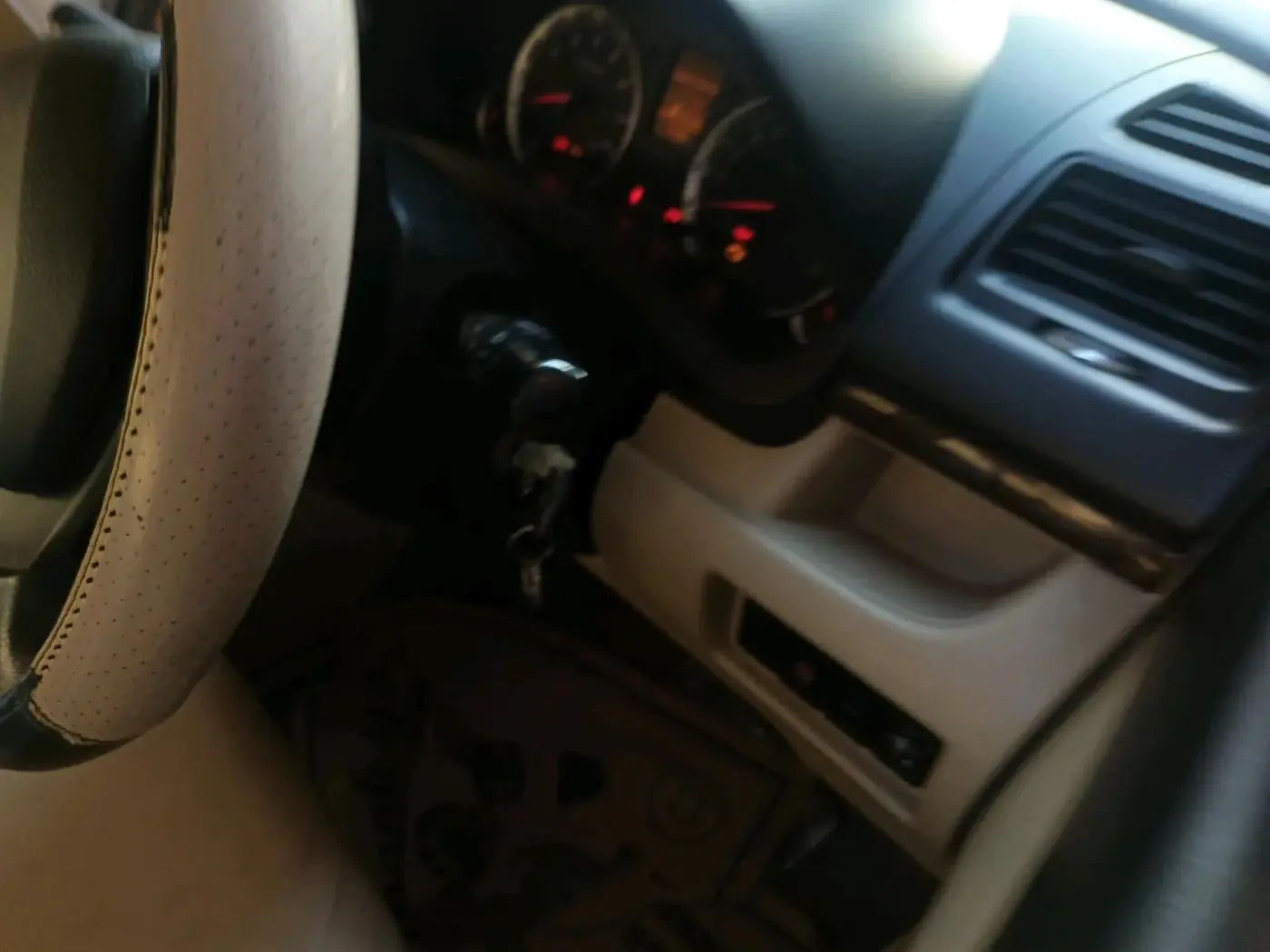 2014 Maruti Swift Dzire VXI, Petrol, Manual, 35,141 km, interior
