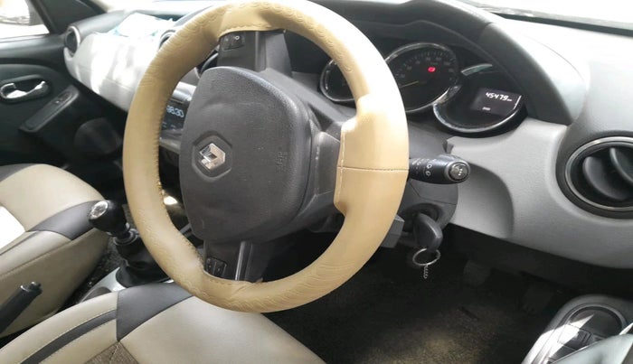 2015 Renault Duster 110 PS RXZ 4X4 MT DIESEL, Diesel, Manual, 45,479 km, interior