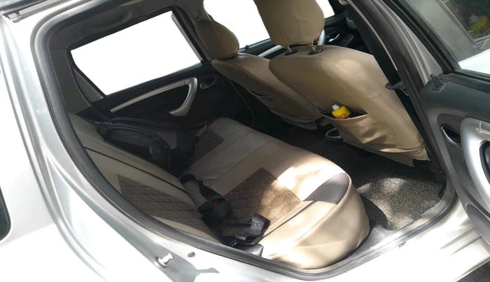 2015 Renault Duster 110 PS RXZ 4X4 MT DIESEL, Diesel, Manual, 45,479 km, interior