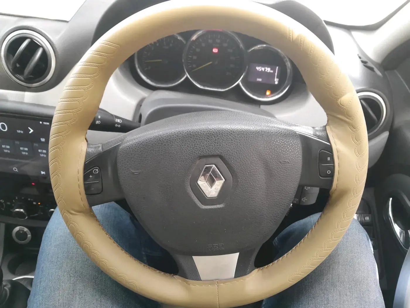 2015 Renault Duster 110 PS RXZ 4X4 MT DIESEL, Diesel, Manual, 45,479 km, interior
