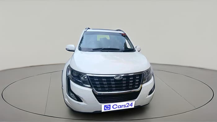 2019 Mahindra XUV500 W11, Diesel, Manual, 1,39,346 km, exterior