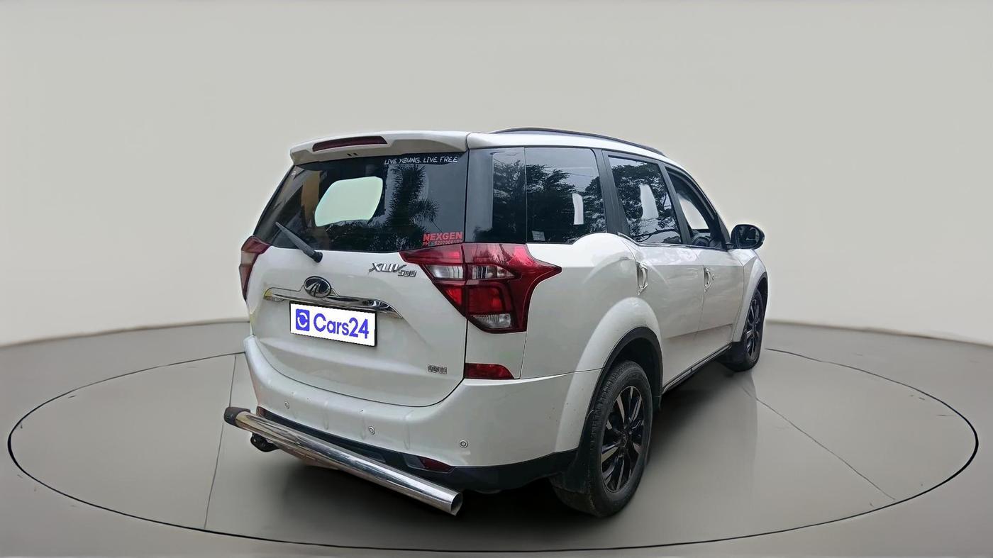 2019 Mahindra XUV500 W11, Diesel, Manual, 1,39,346 km, exterior