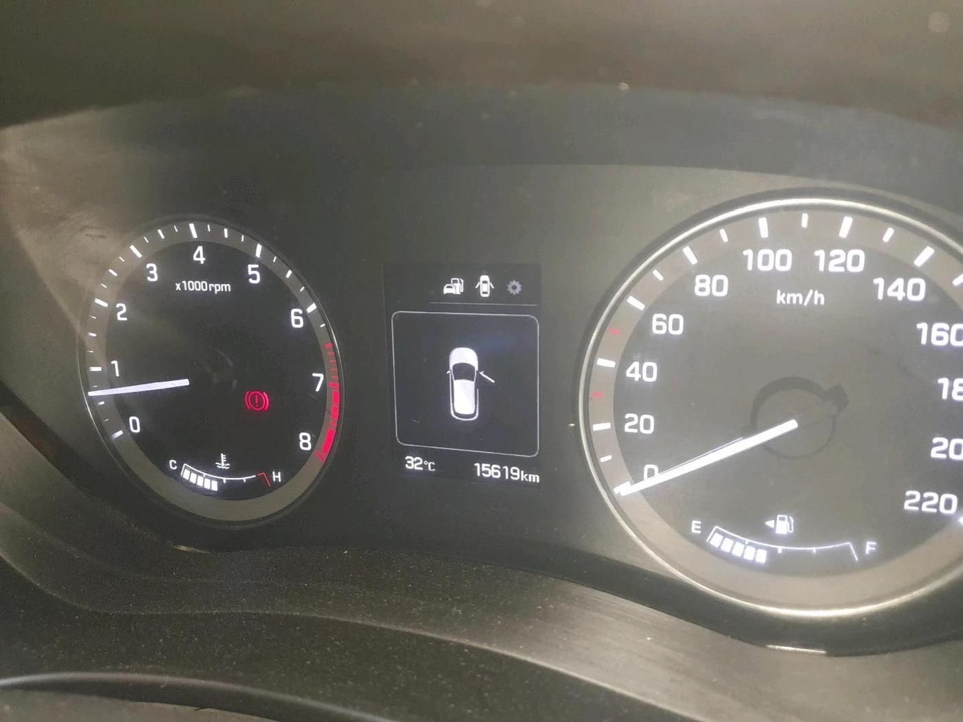 2016 Hyundai i20 Active 1.2 SX, Petrol, Manual, 15,619 km, interior