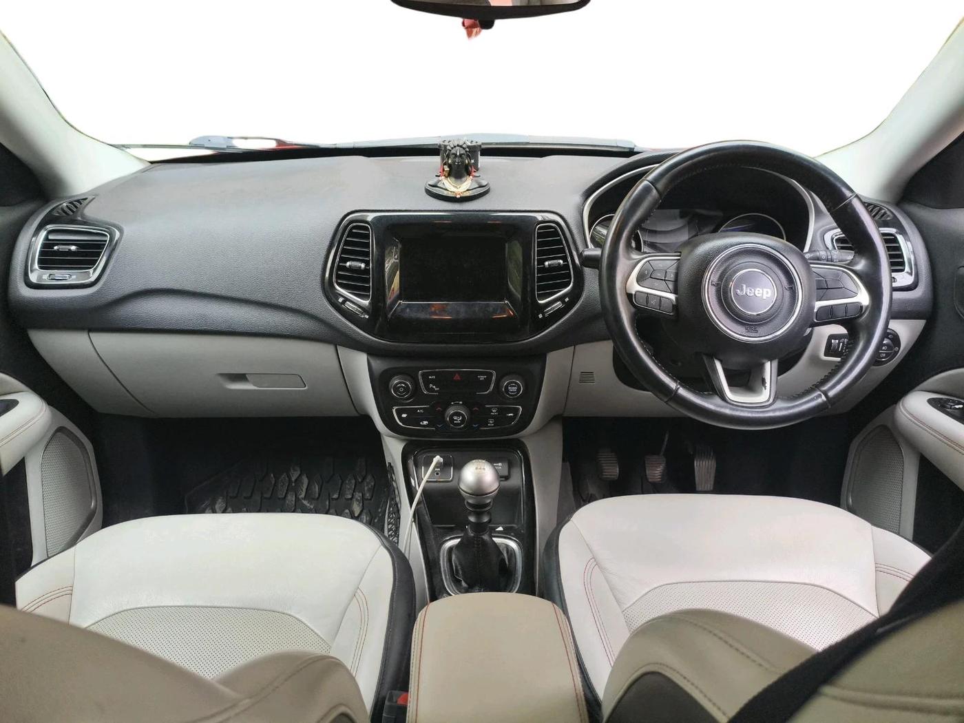 2017 Jeep Compass LIMITED 2.0 DIESEL, Diesel, Manual, 1,45,116 km, interior