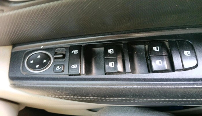 2020 KIA SONET HTX 1.5, Diesel, Manual, 92,647 km, interior