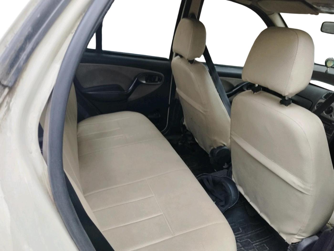 2015 Tata Indigo ECS LX TDI, Diesel, Manual, 1,12,926 km, interior