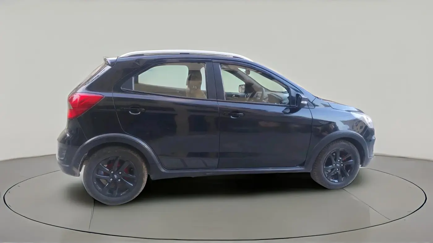2018 Ford FREESTYLE TITANIUM 1.5 DIESEL, Diesel, Manual, 74,097 km, exterior