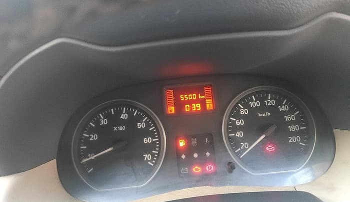 2015 Nissan Terrano XV D THP 110 PS, Diesel, Manual, 5,500 km, interior