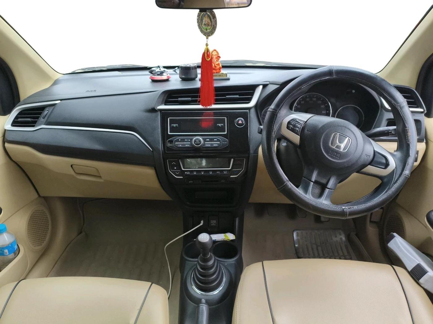 2016 Honda Amaze 1.2L I-VTEC SX, Petrol, Manual, 35,000 km, interior