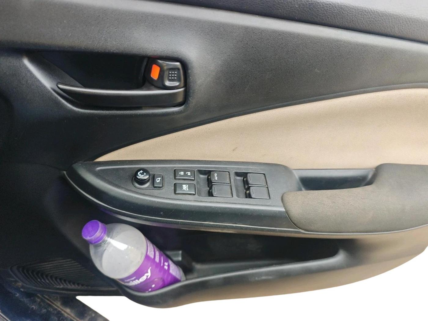 2022 Toyota Glanza S, Petrol, Manual, 33,265 km, interior