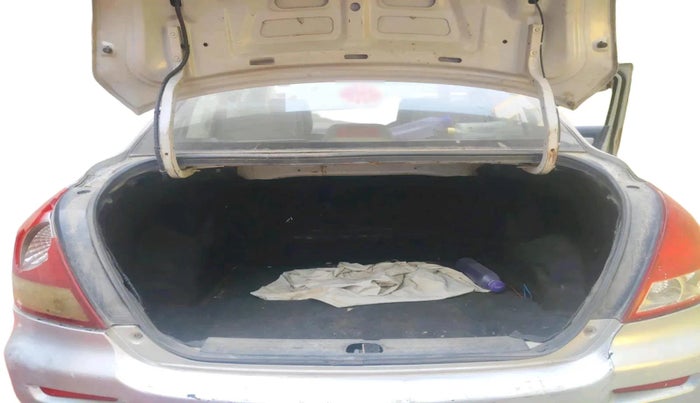 2011 Maruti Swift Dzire VXI, Petrol, Manual, 71,615 km, exterior