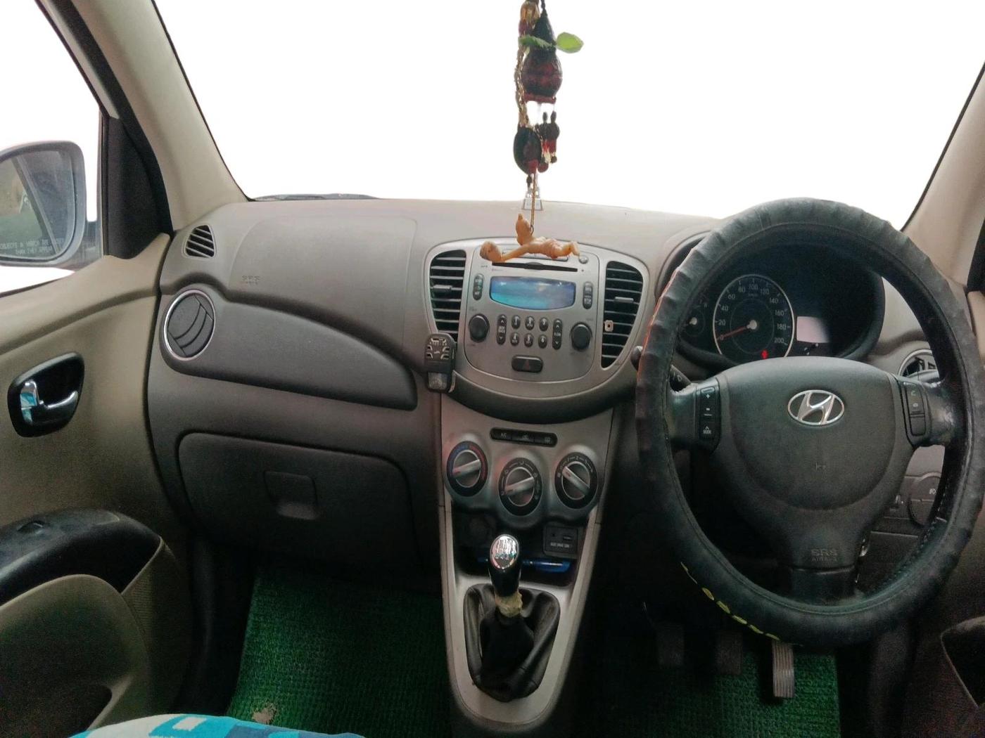 2011 Hyundai i10 ASTA 1.2, Petrol, Manual, 63,399 km, interior
