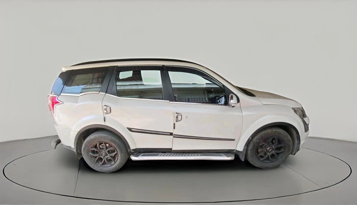 2018 Mahindra XUV500 W7, Diesel, Manual, 75,621 km, exterior