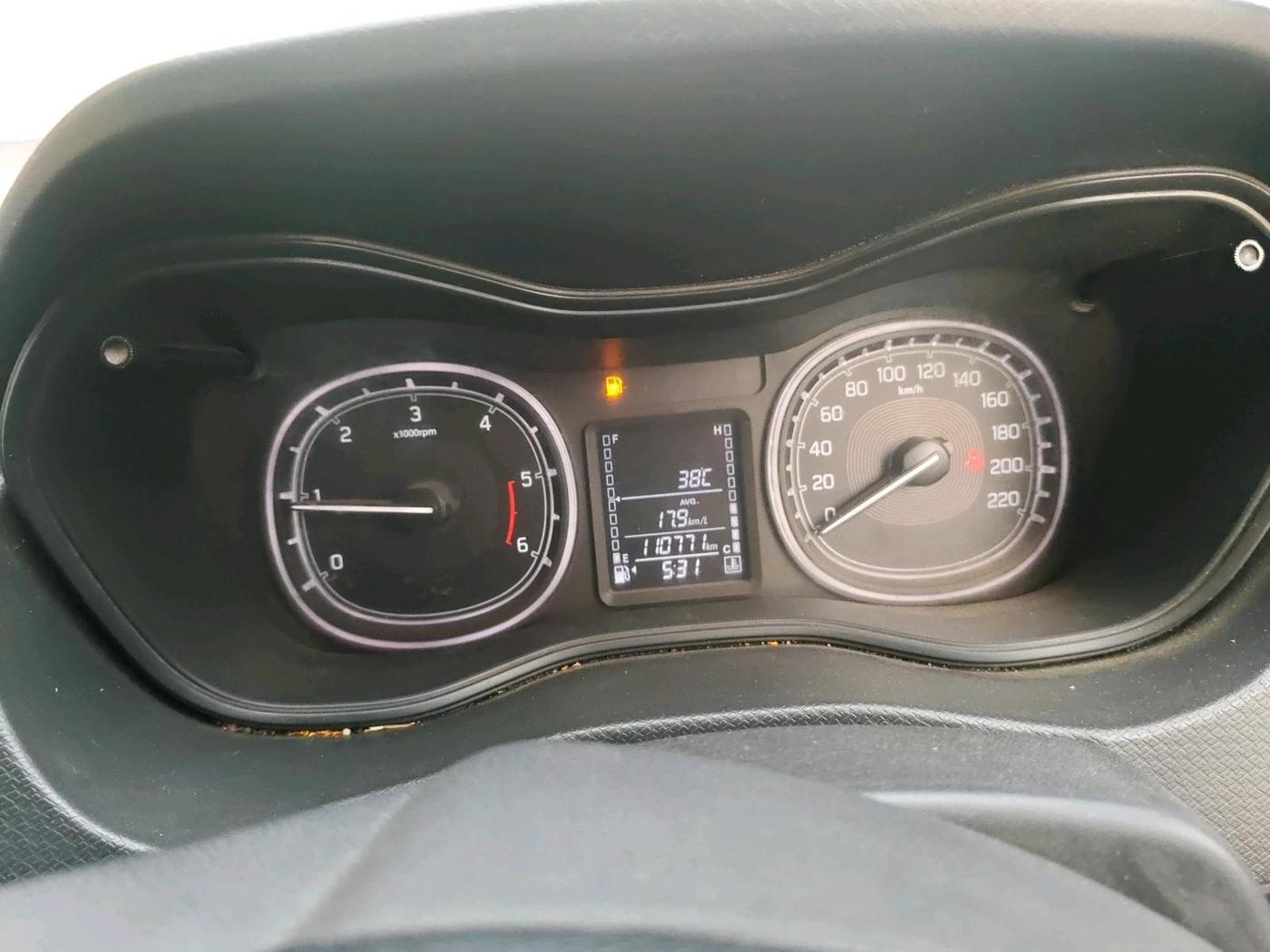 2018 Maruti Vitara Brezza ZDI PLUS, Diesel, Manual, 1,10,772 km, interior