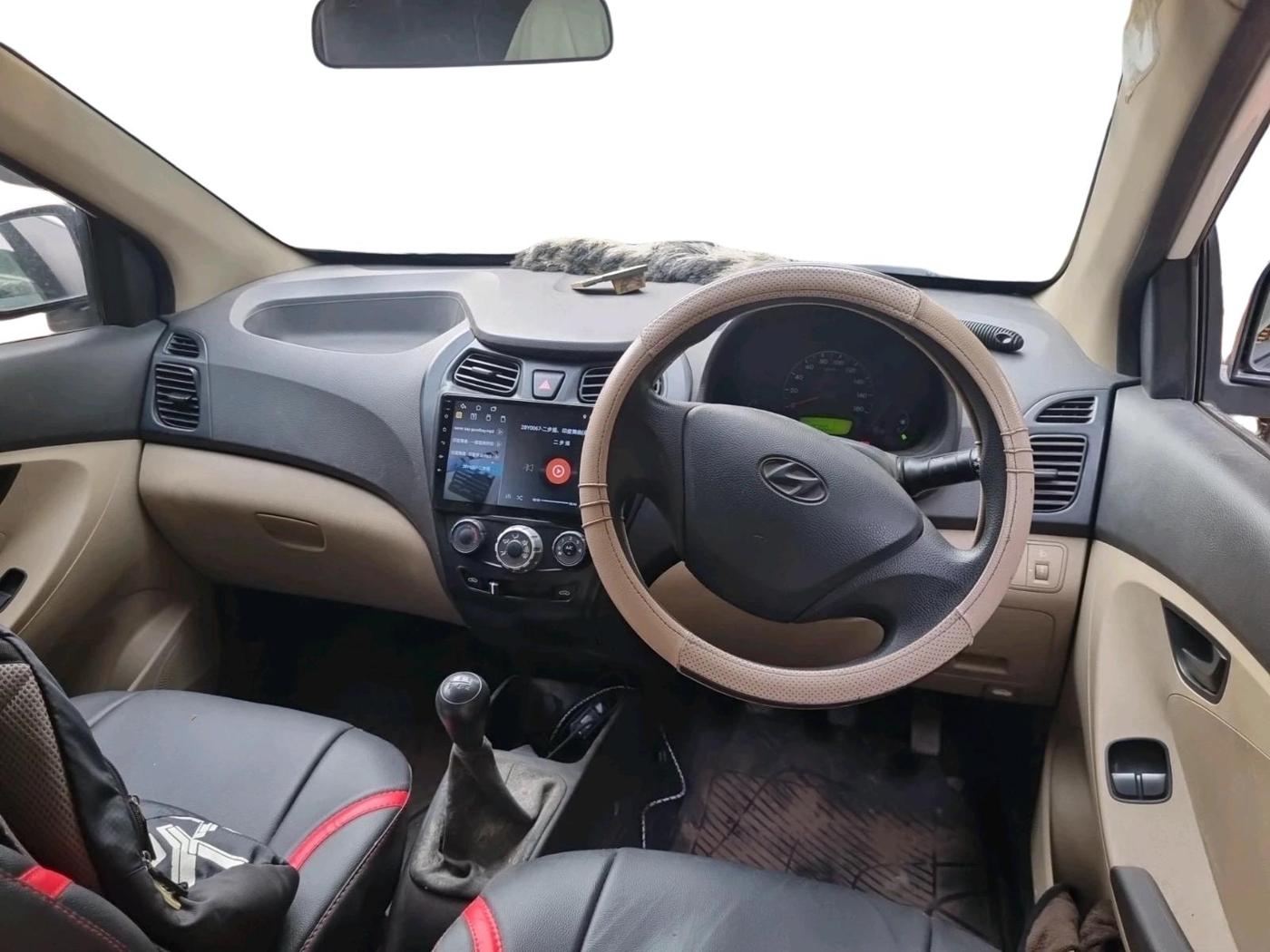 2014 Hyundai Eon ERA +, Petrol, Manual, 12,700 km, interior