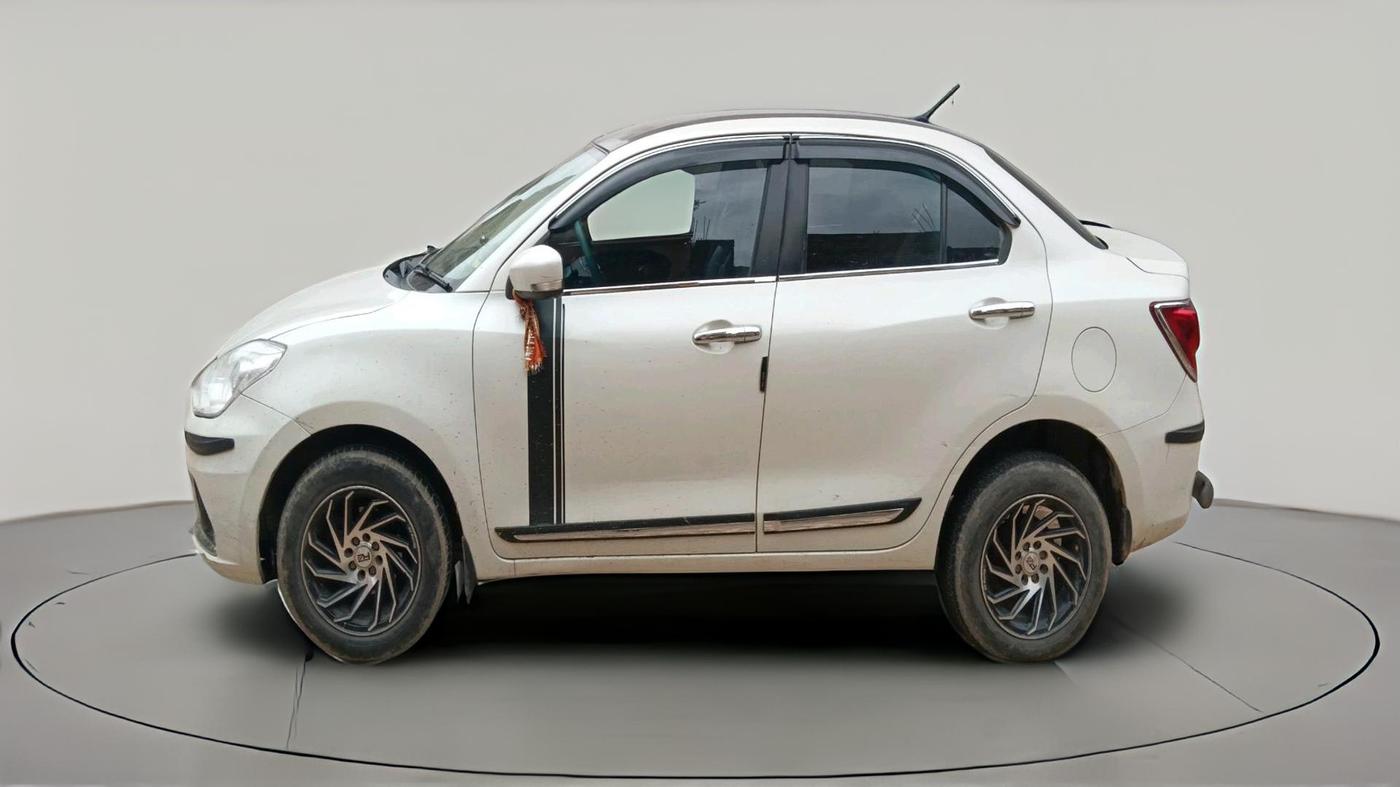 2022 Maruti Dzire VXI, CNG, Manual, 56,111 km, exterior