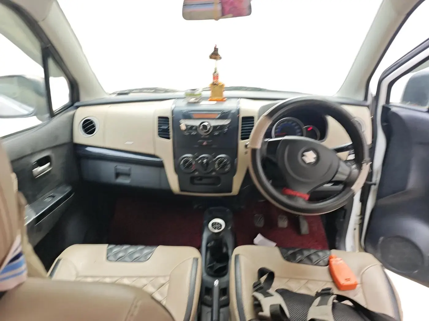 2017 Maruti Wagon R 1.0 VXI, Petrol, Manual, 67,272 km, interior