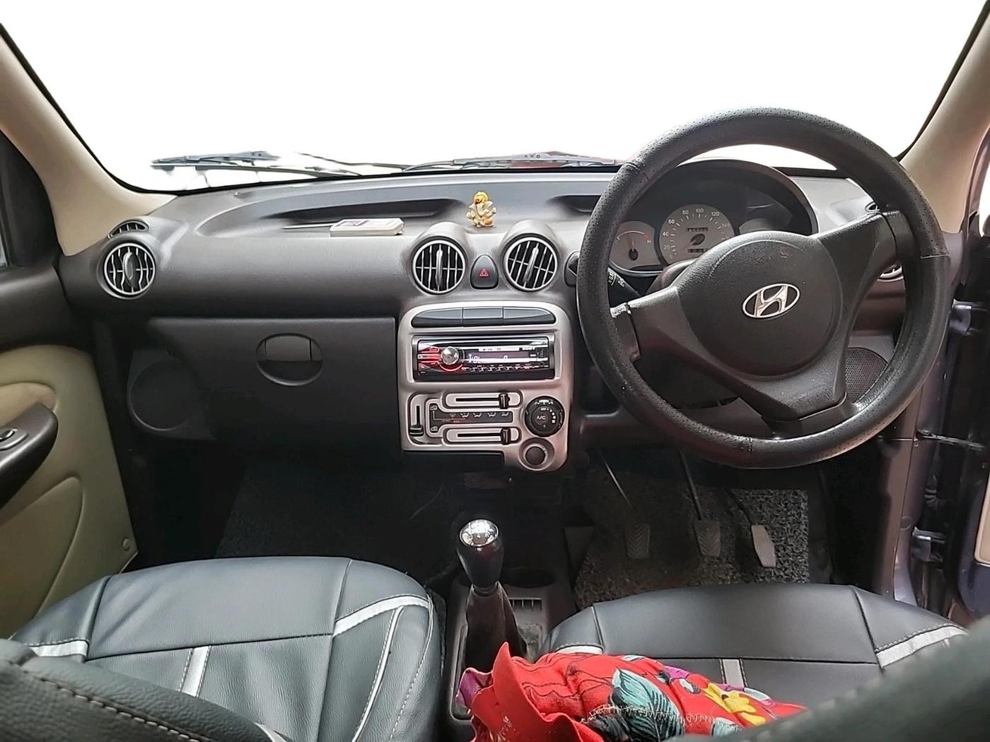 2011 Hyundai Santro Xing GL PLUS, Petrol, Manual, 85,588 km, interior