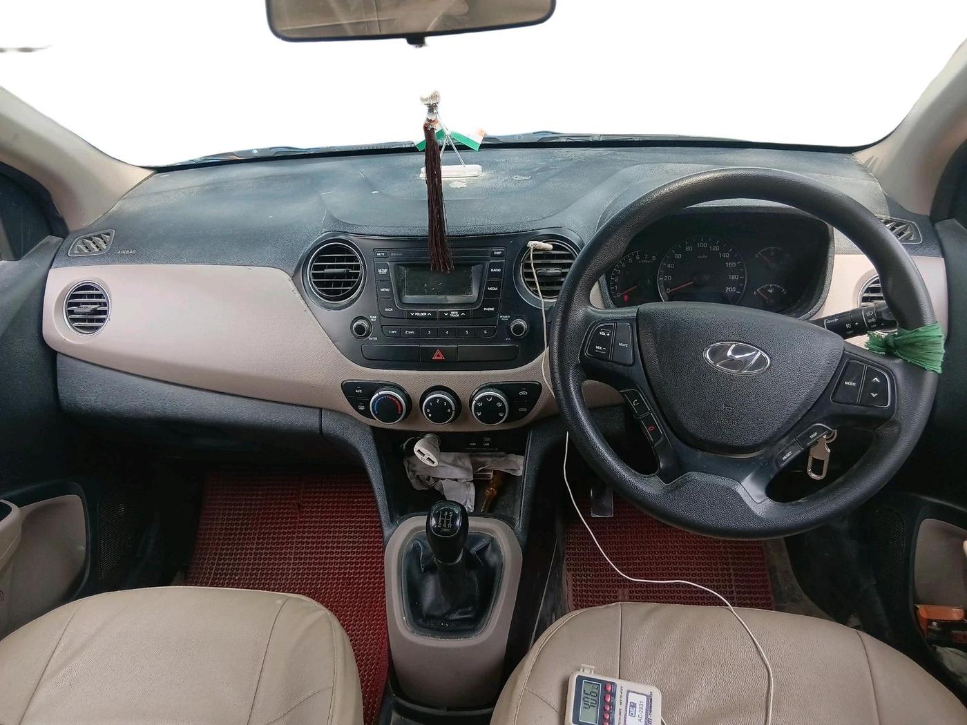 2019 Hyundai Xcent S 1.2, Petrol, Manual, 59,232 km, interior