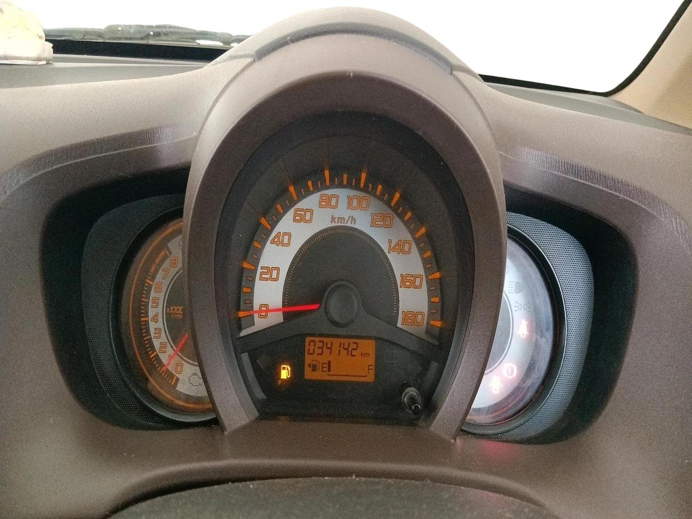2012 Honda Brio E MT, Petrol, Manual, 34,142 km, interior